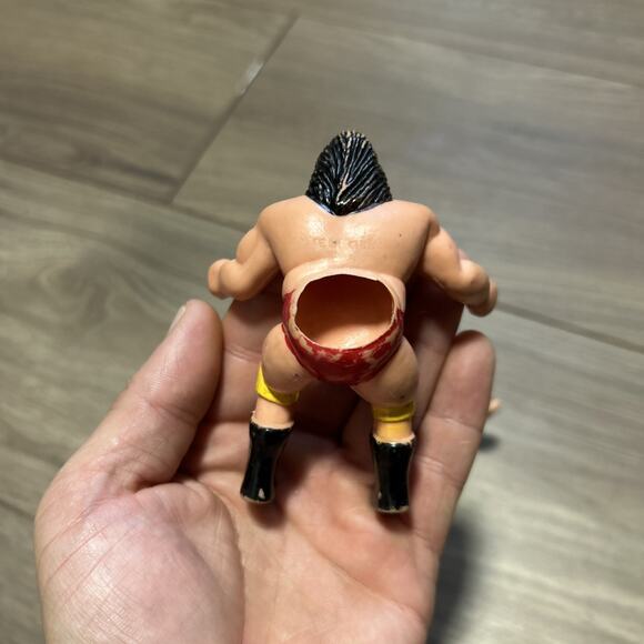 Vintage 1980's Set of 2 Bootleg Thumb Wrestlers WWE Hulk Hogan and Big Al - Picture 3 of 5